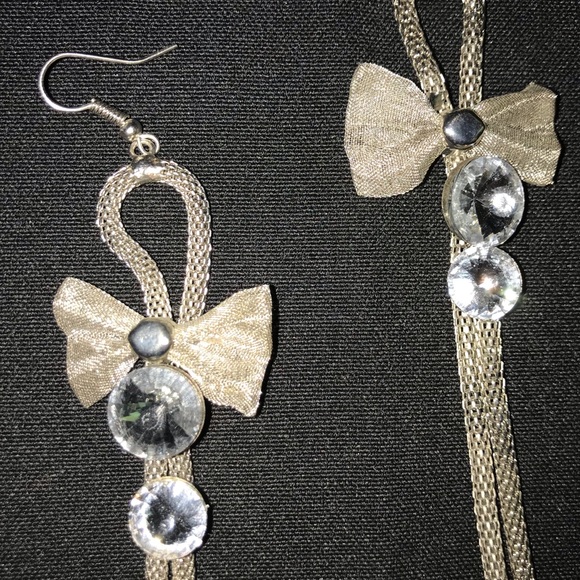 Large Silver Dangling Earrings - Picture 4 of 4